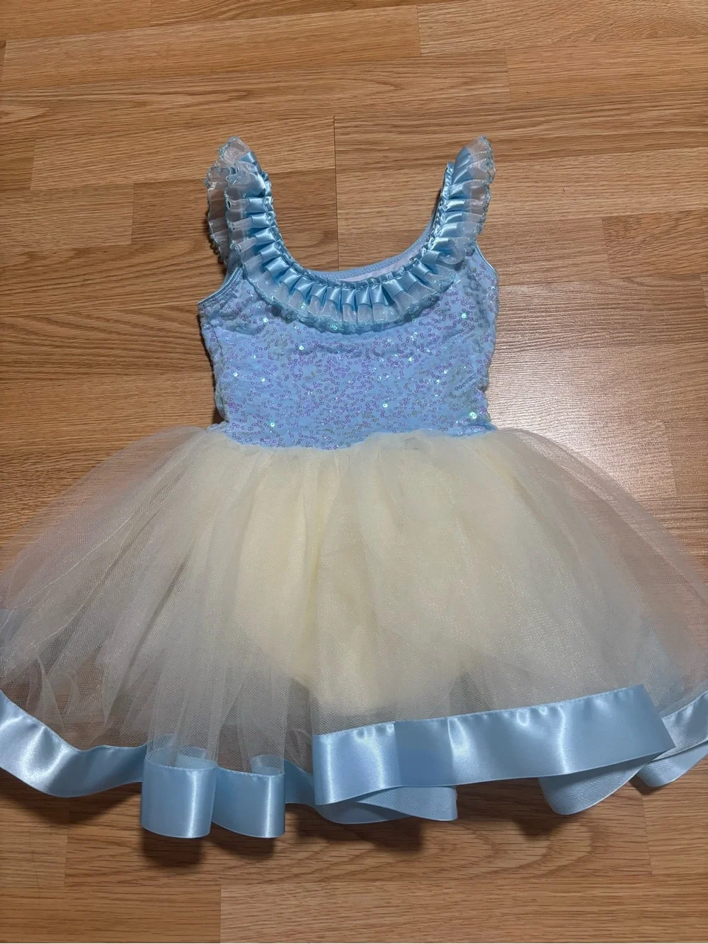“Revolution Dancewear” dress/costume size SC (Size 4/6) in excellent condition